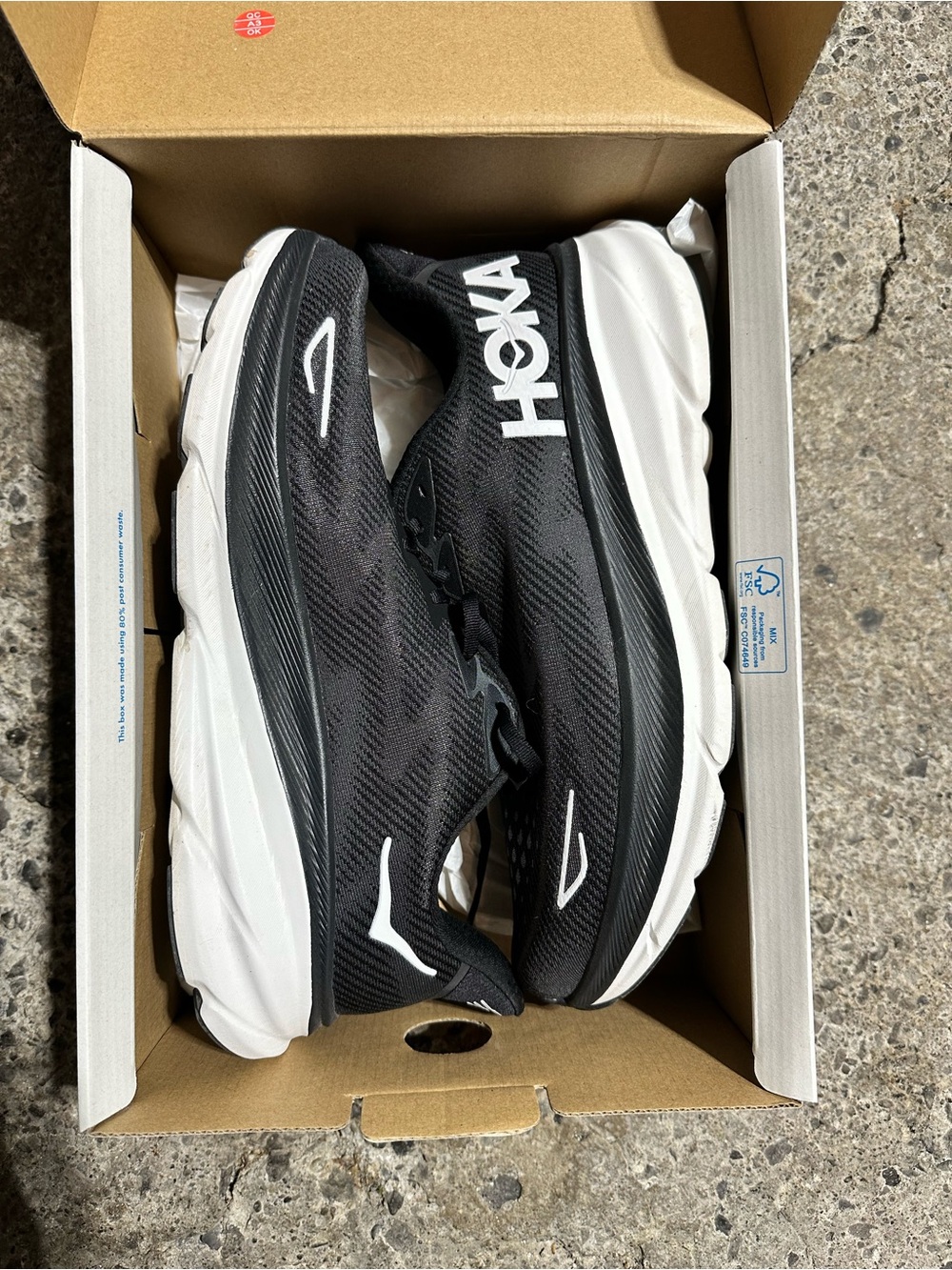 Hoka M Clifton 9